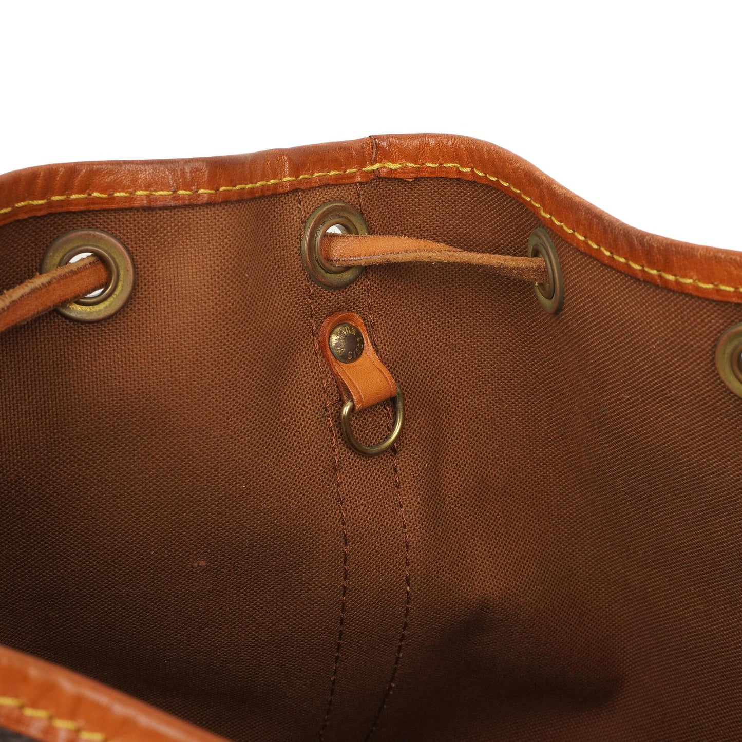Louis Vuitton Petit Noe Schultertasche aus Monogram Canvas
