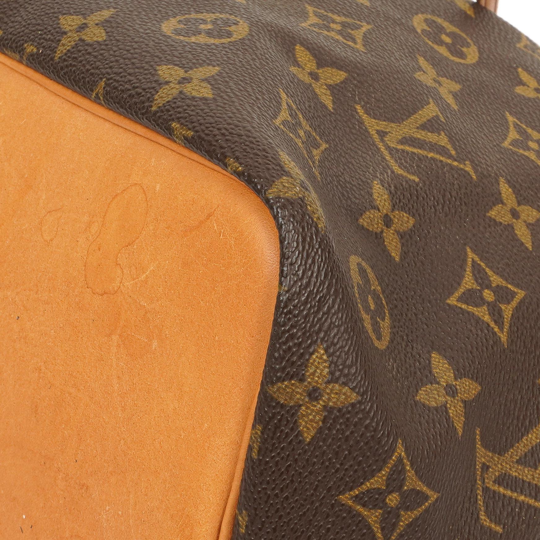 Louis Vuitton Petit Noe Schultertasche aus Monogram Canvas