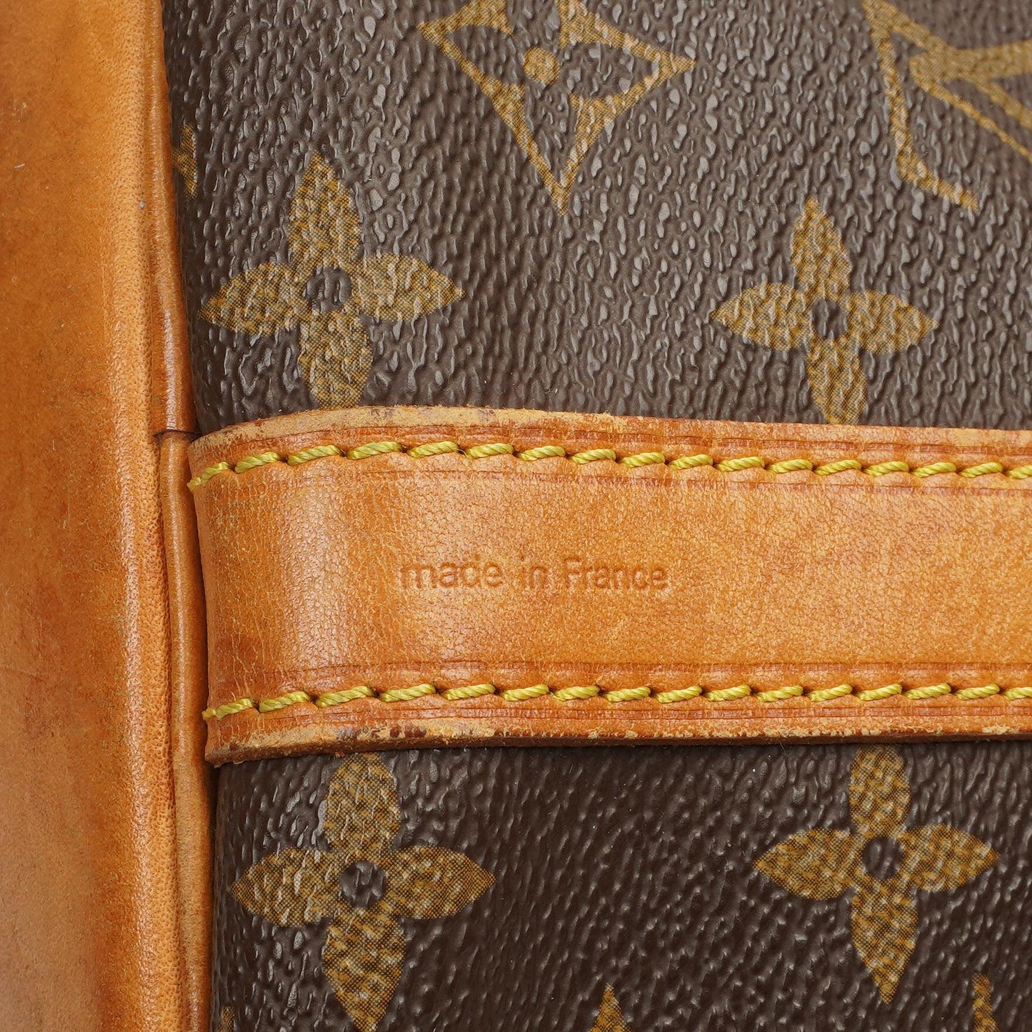 Louis Vuitton Petit Noe Monogramm Canvas Schultertasche