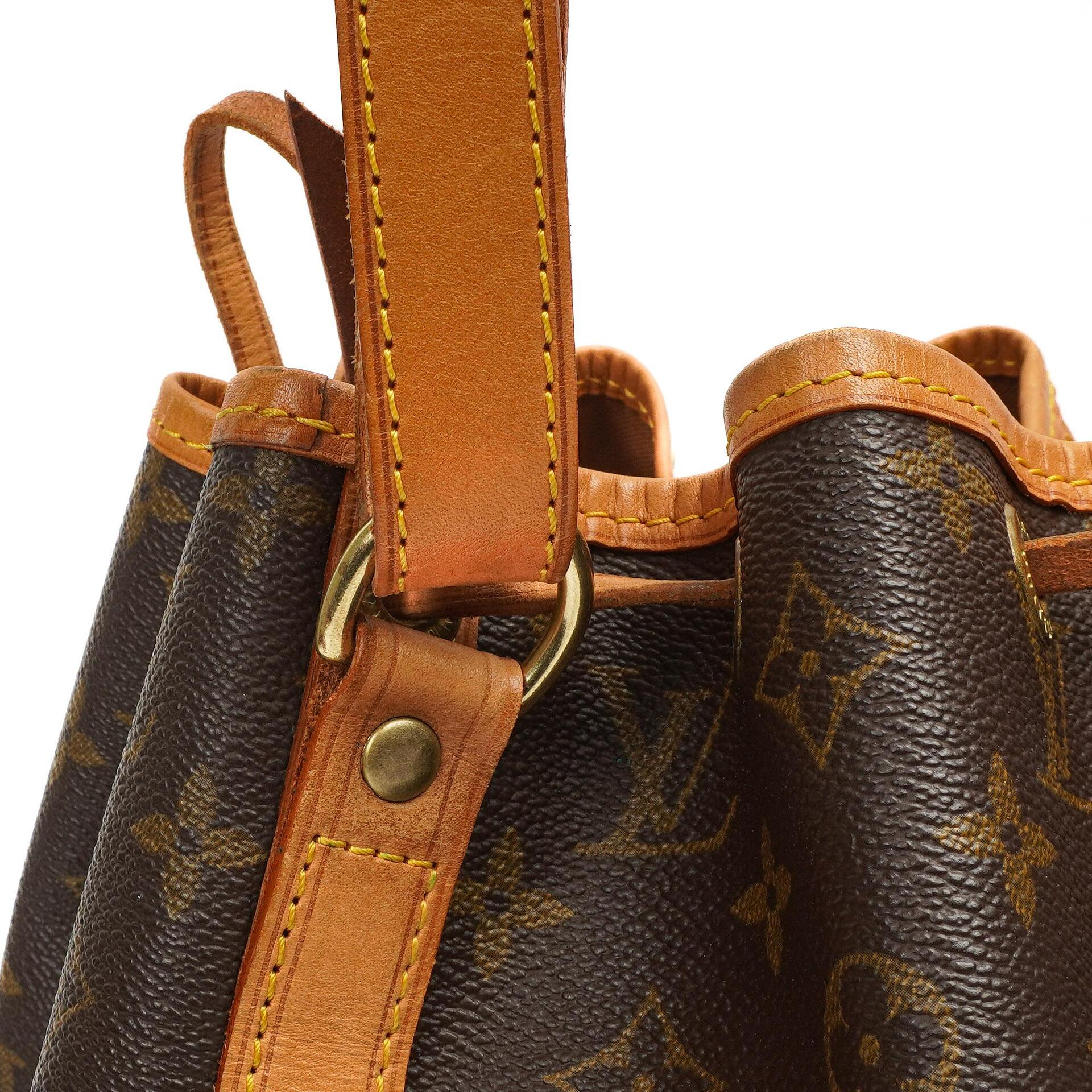 Louis Vuitton Petit Noe Monogramm Canvas Schultertasche