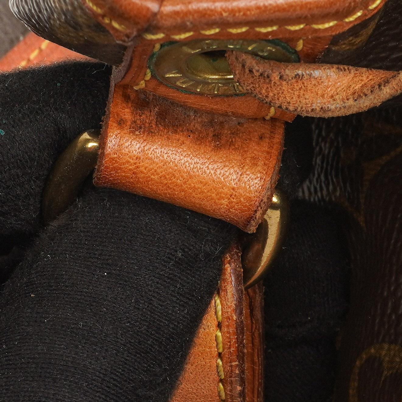 Louis Vuitton Petit Noe Monogramm Canvas Schultertasche