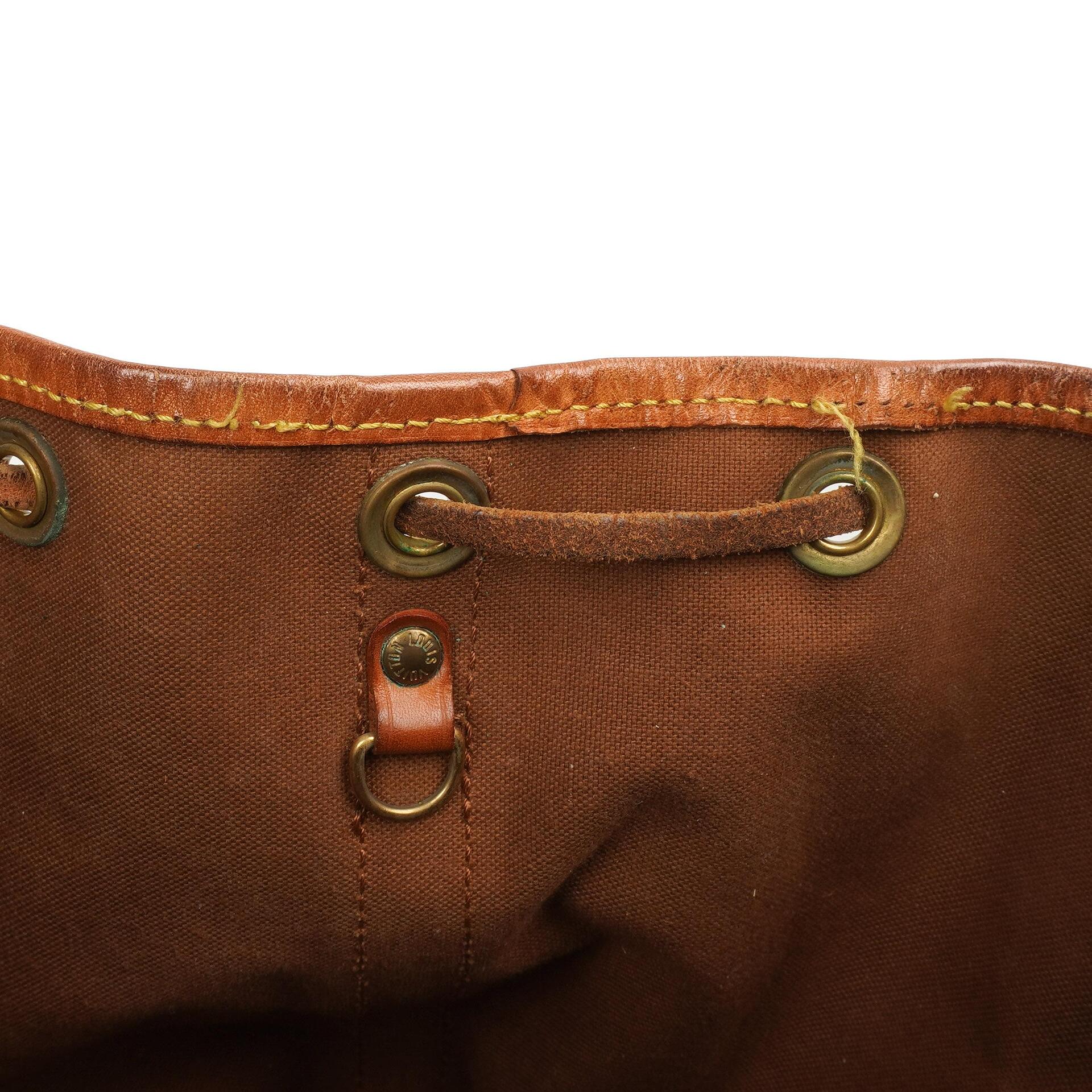 Louis Vuitton Petit Noe Monogramm Canvas Schultertasche