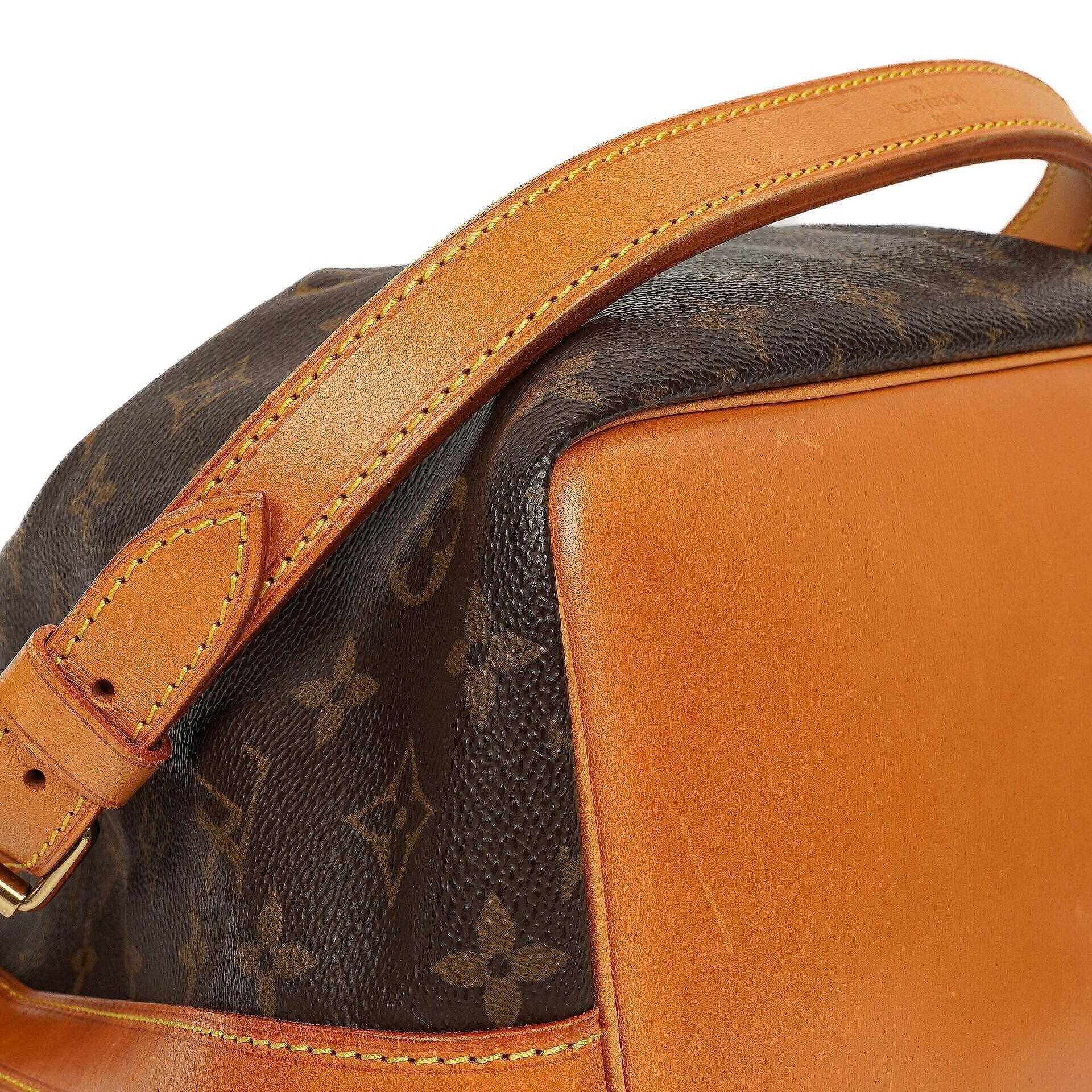 Louis Vuitton Petit Noe Schultertasche aus Monogram Canvas