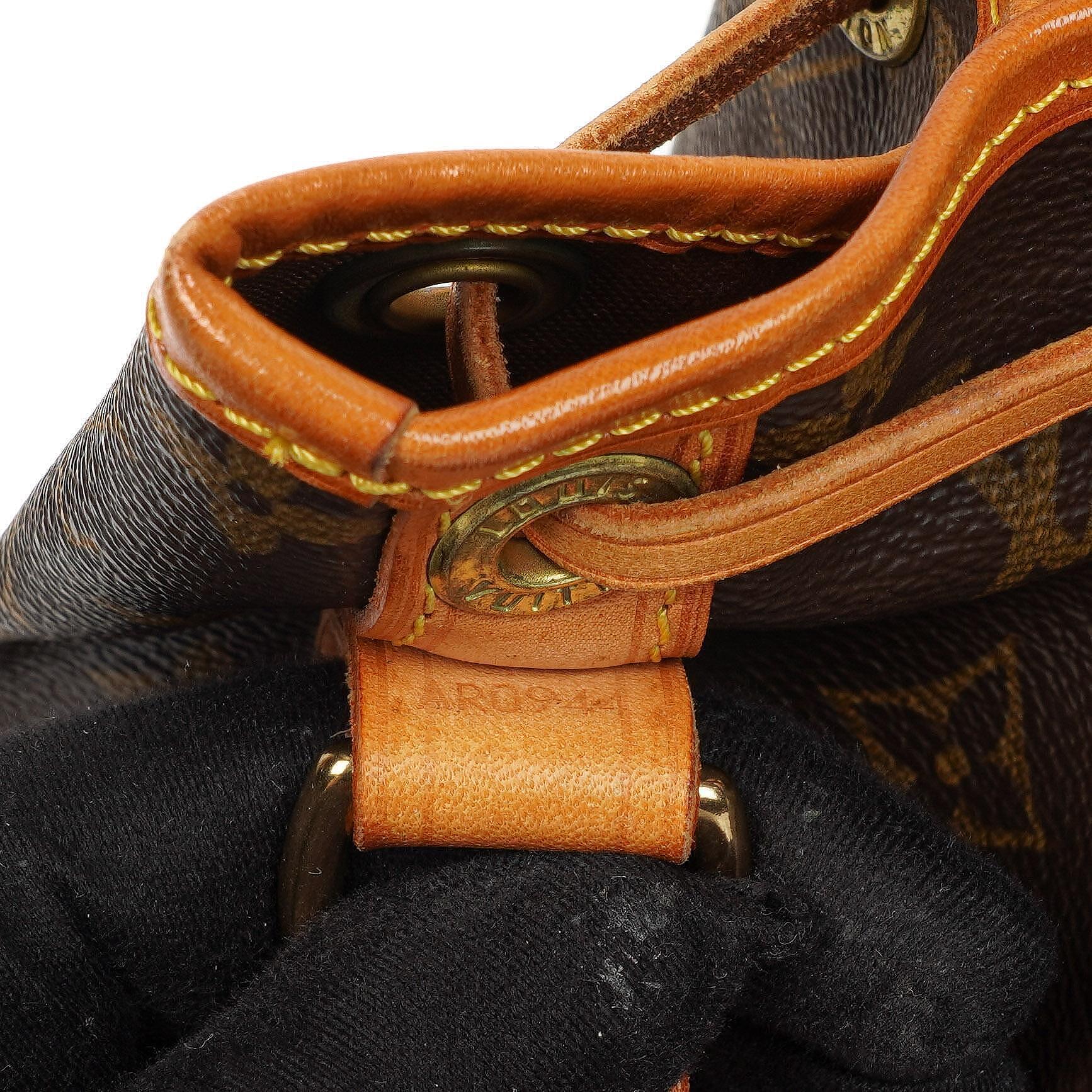 Louis Vuitton Petit Noe Schultertasche aus Monogram Canvas