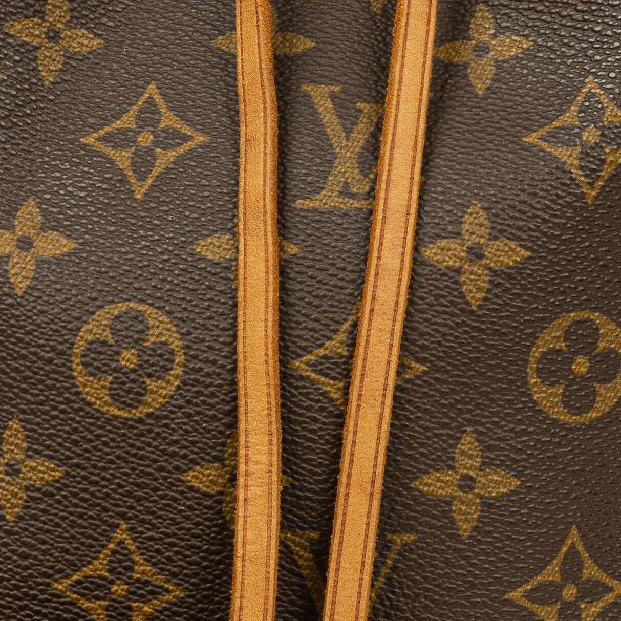 Louis Vuitton Petit Noe Schultertasche aus Monogramm Canvas