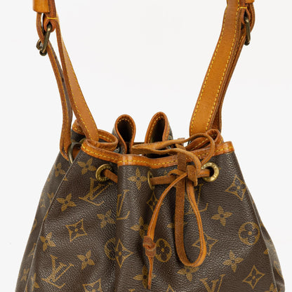 Louis Vuitton Petit Noe Schultertasche aus Monogramm Canvas