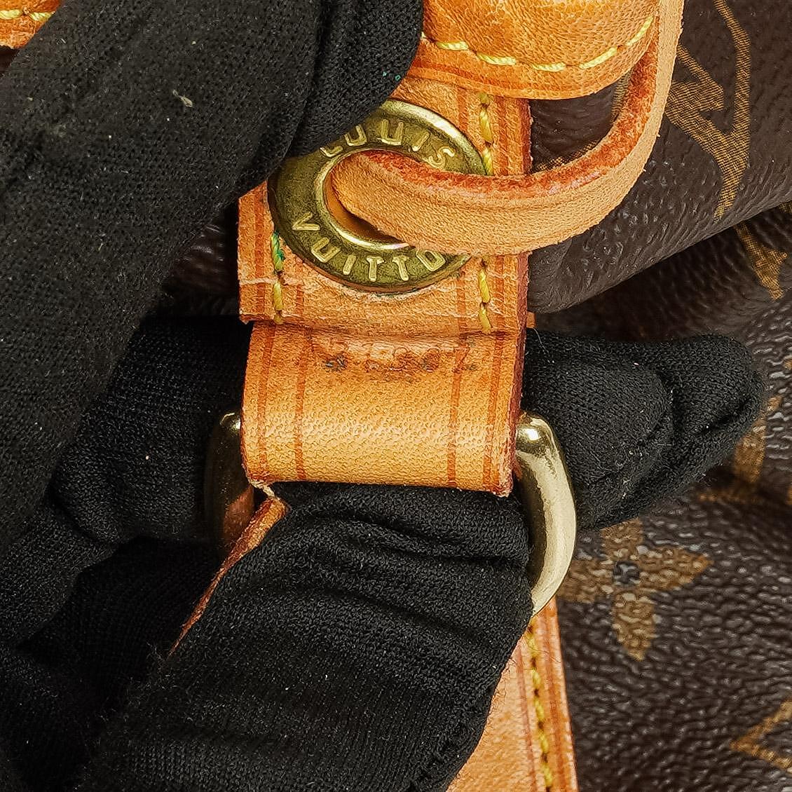 Louis Vuitton Petit Noé Schultertasche aus Monogram Canvas