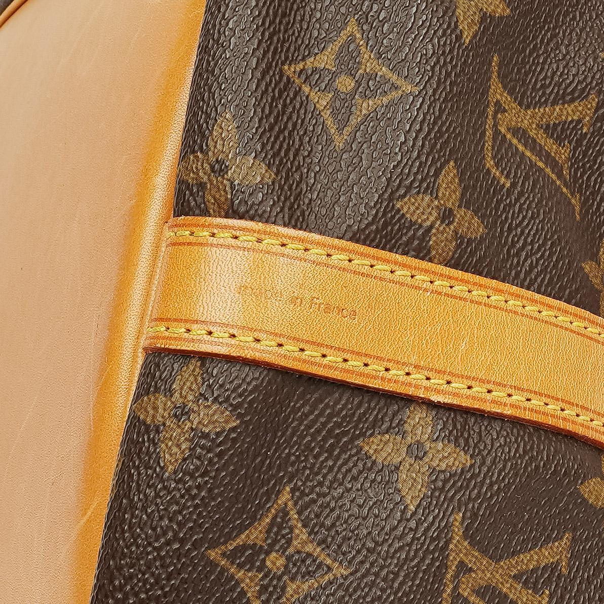 Louis Vuitton Petit Noé Schultertasche aus Monogram Canvas