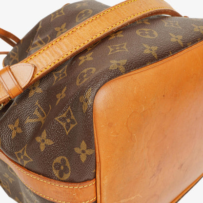 Louis Vuitton Petit Noé Schultertasche aus Monogram Canvas