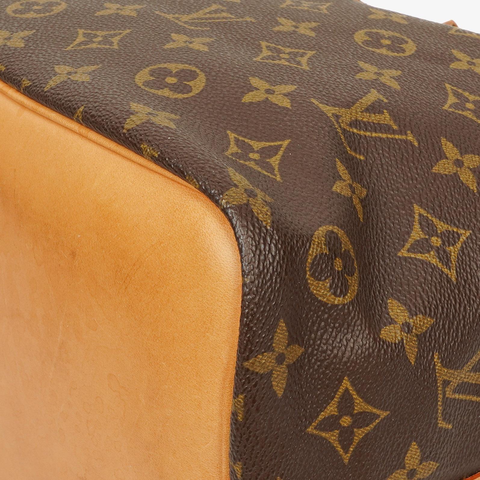 Louis Vuitton Petit Noe Schultertasche aus Monogram Canvas