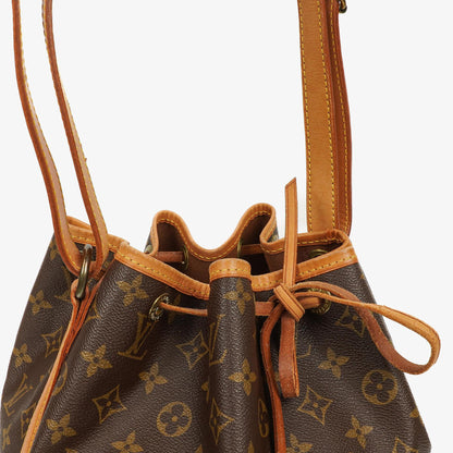 Louis Vuitton Petit Noe Schultertasche aus Monogram Canvas