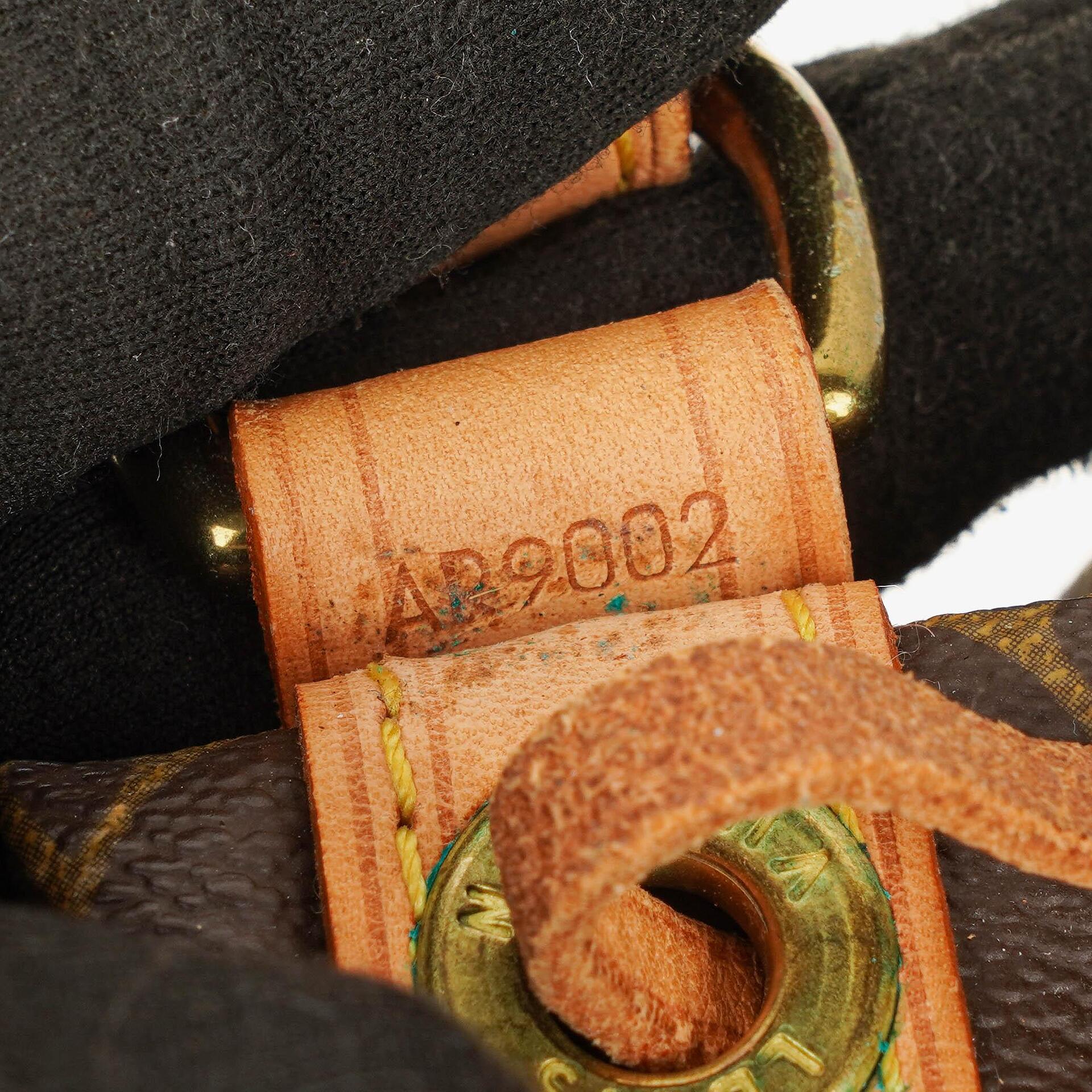 Louis Vuitton Petit Noé Schultertasche aus Monogram Canvas