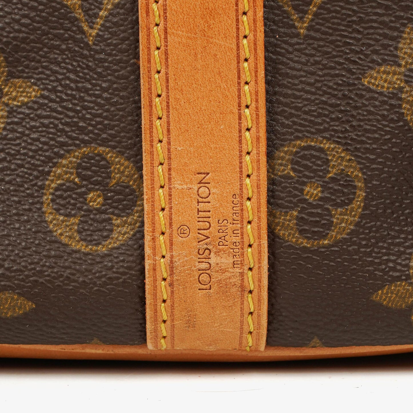 Louis Vuitton Petit Noé Schultertasche aus Monogram Canvas