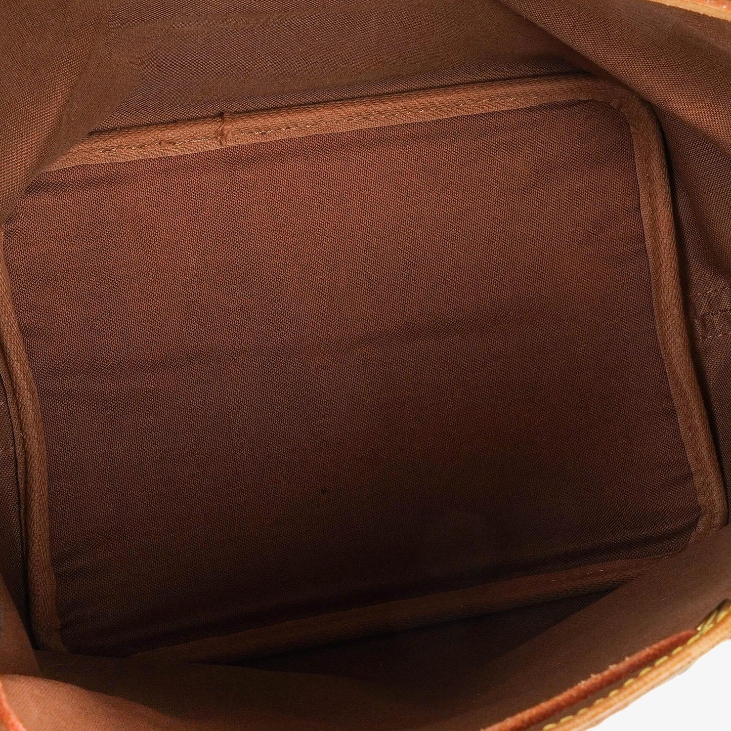 Louis Vuitton Petit Noe Schultertasche aus Monogram Canvas