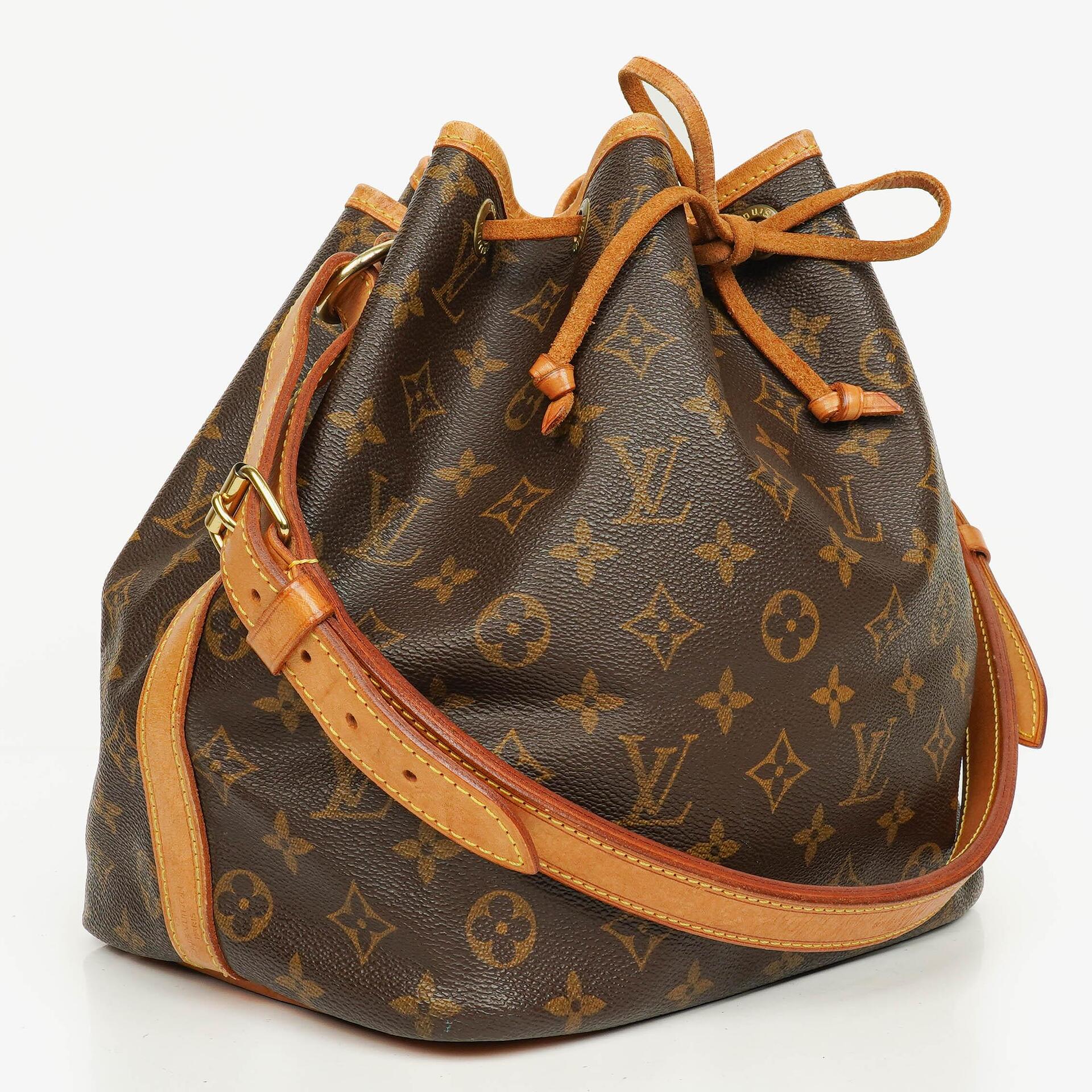 Louis Vuitton Petit Noe Schultertasche aus Monogram Canvas