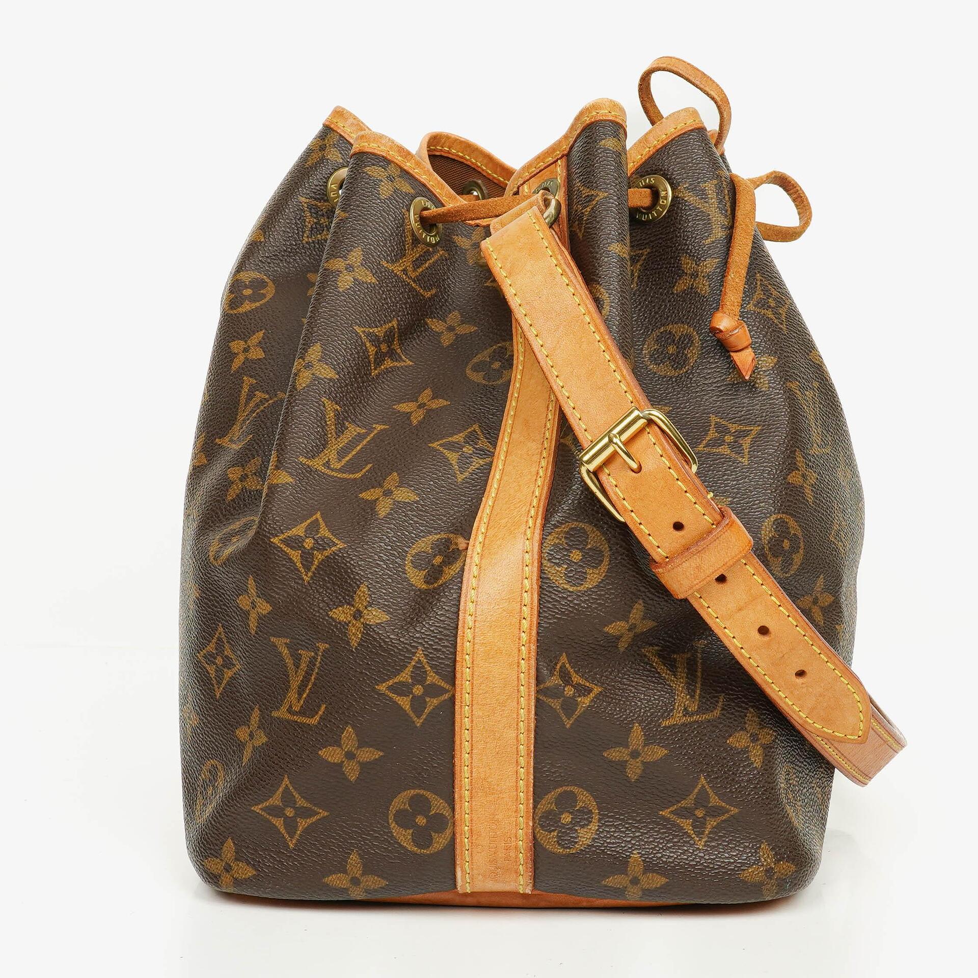 Louis Vuitton Petit Noe Schultertasche aus Monogram Canvas