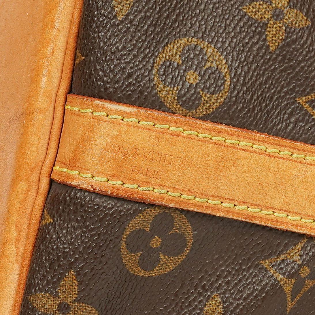 Louis Vuitton Petit Noe Schultertasche aus Monogram Canvas