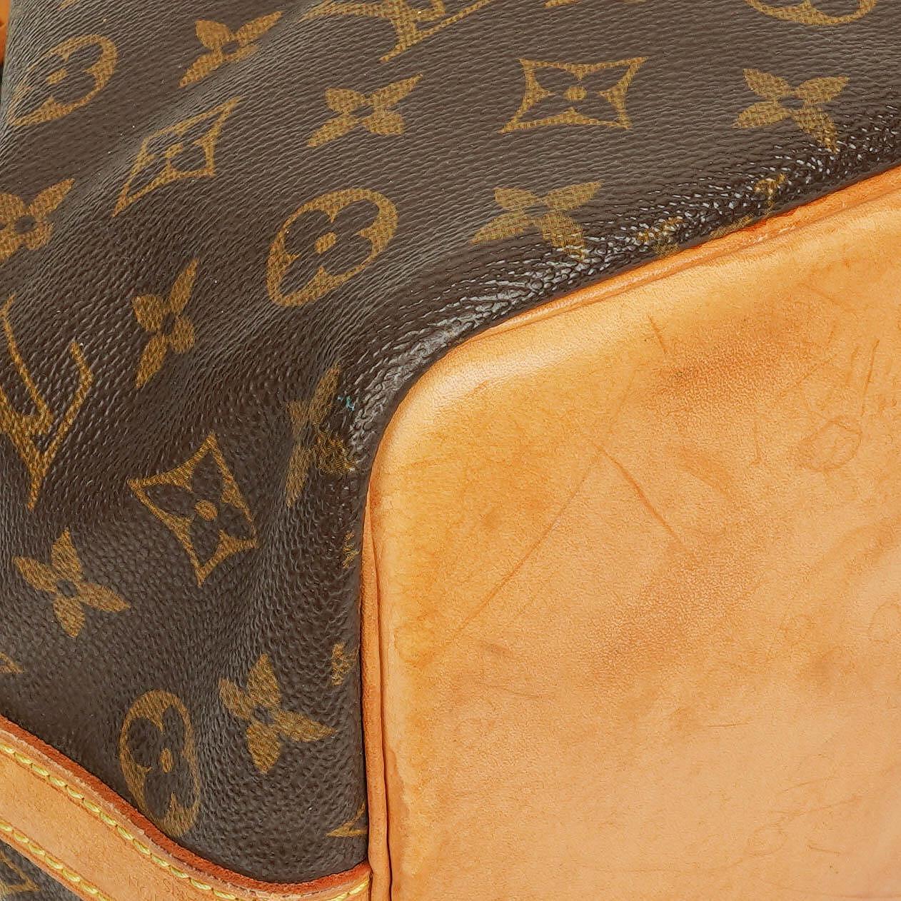 Louis Vuitton Petit Noe Schultertasche aus Monogram Canvas
