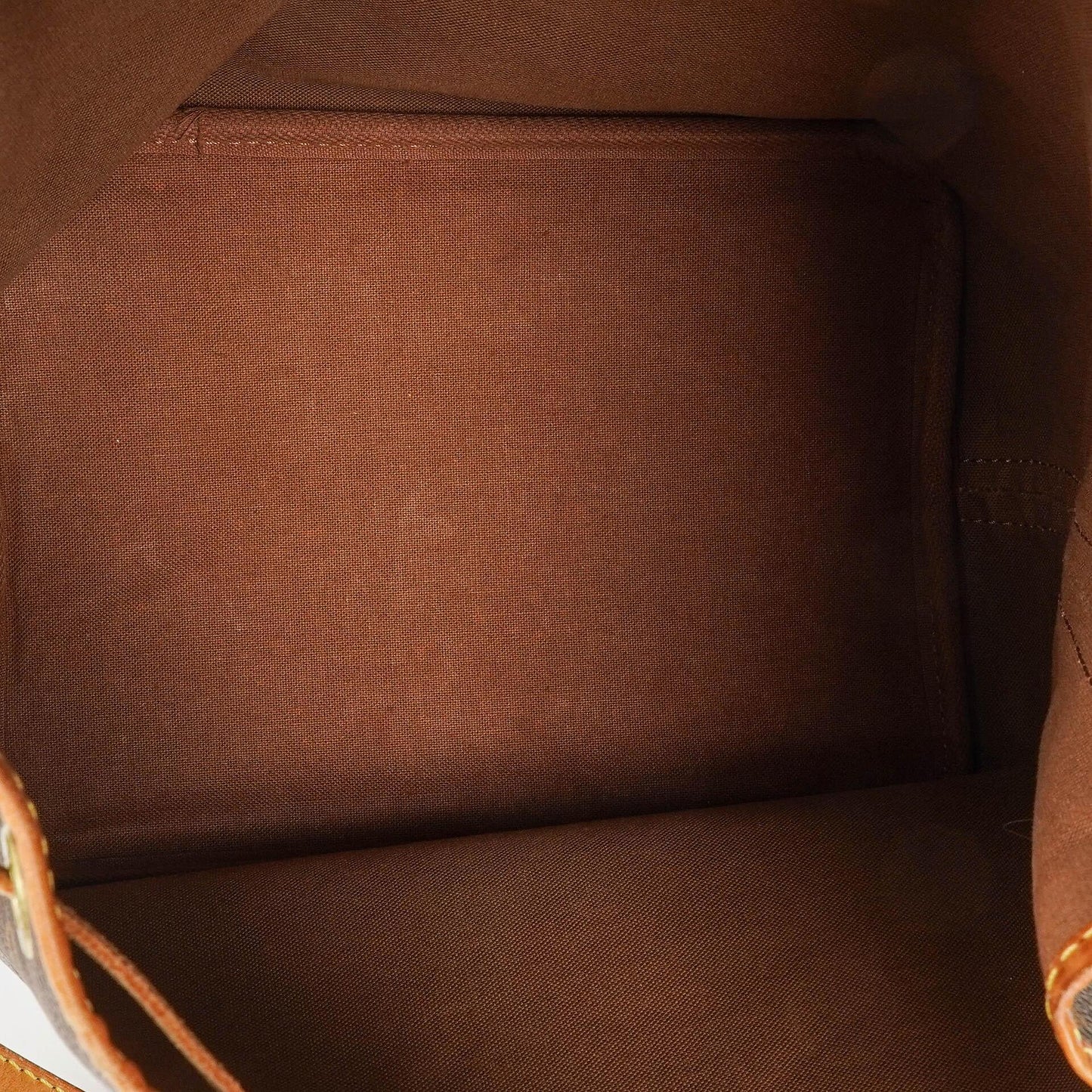 Louis Vuitton Petit Noé Schultertasche aus Monogram Canvas