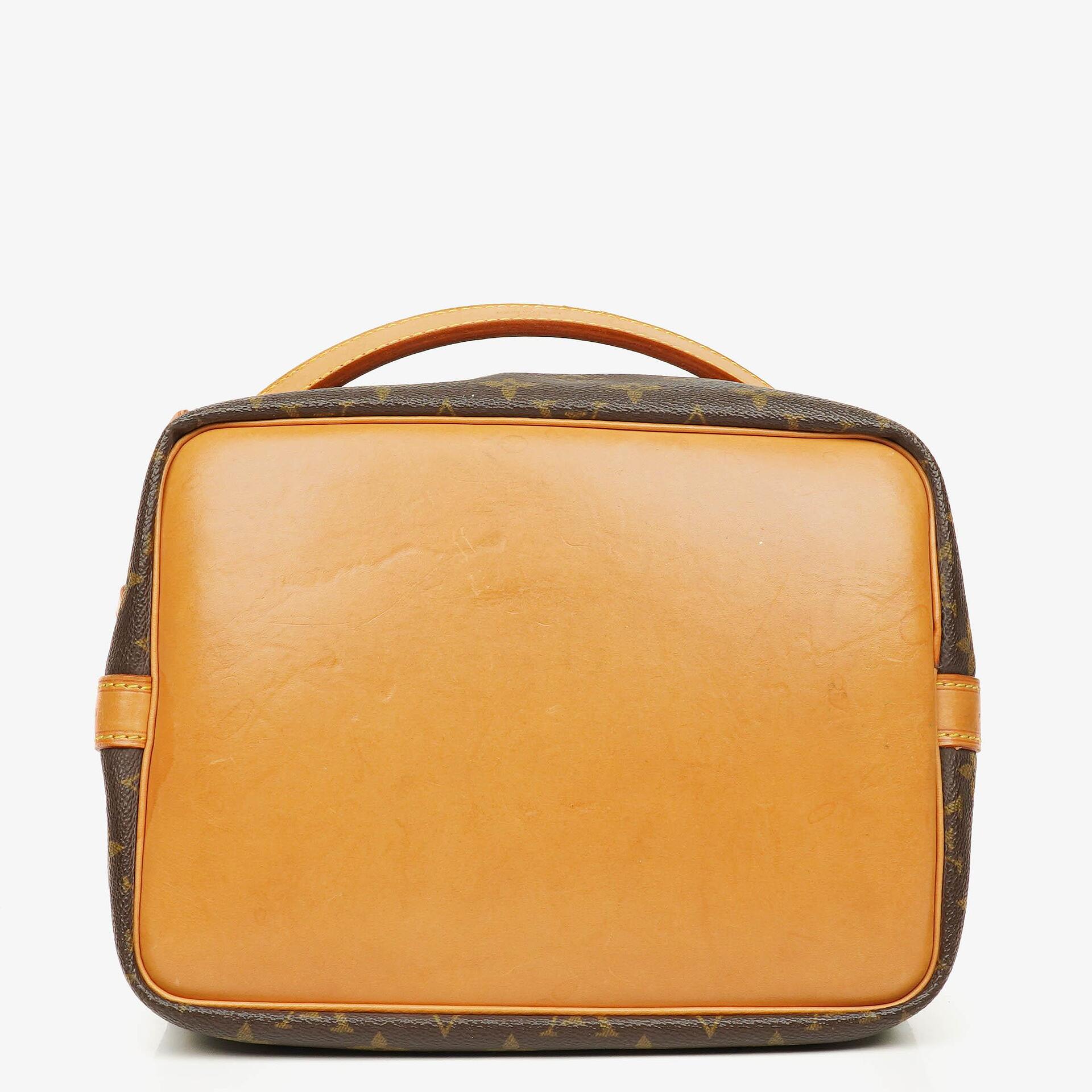 Louis Vuitton Petit Noé Schultertasche aus Monogram Canvas