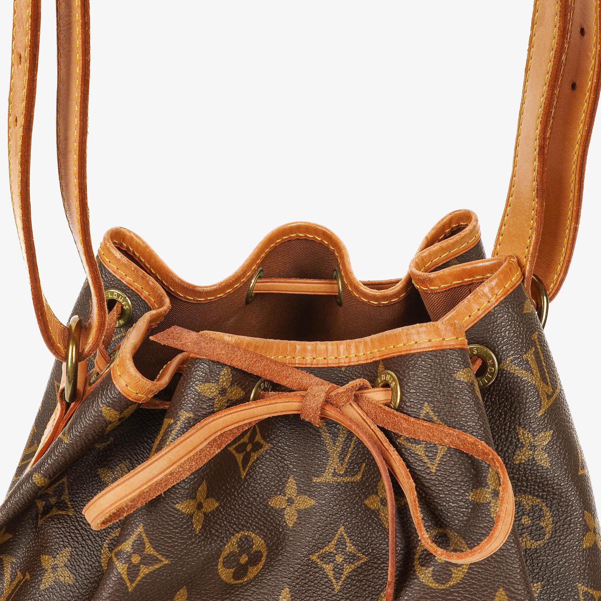 Louis Vuitton Petit Noé Schultertasche aus Monogram Canvas