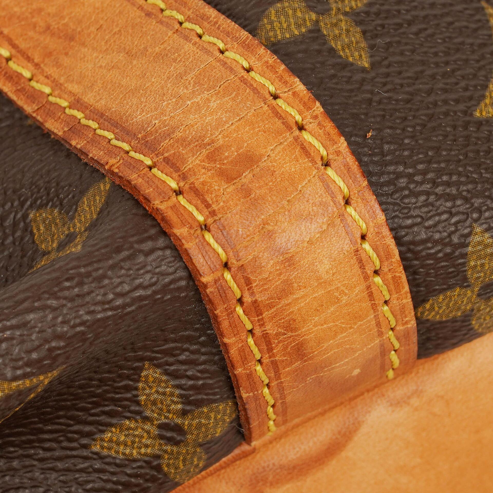 Louis Vuitton Petit Noé Schultertasche aus Monogram Canvas
