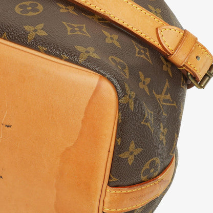 Louis Vuitton Petit Noé Monogram Canvas Schultertasche
