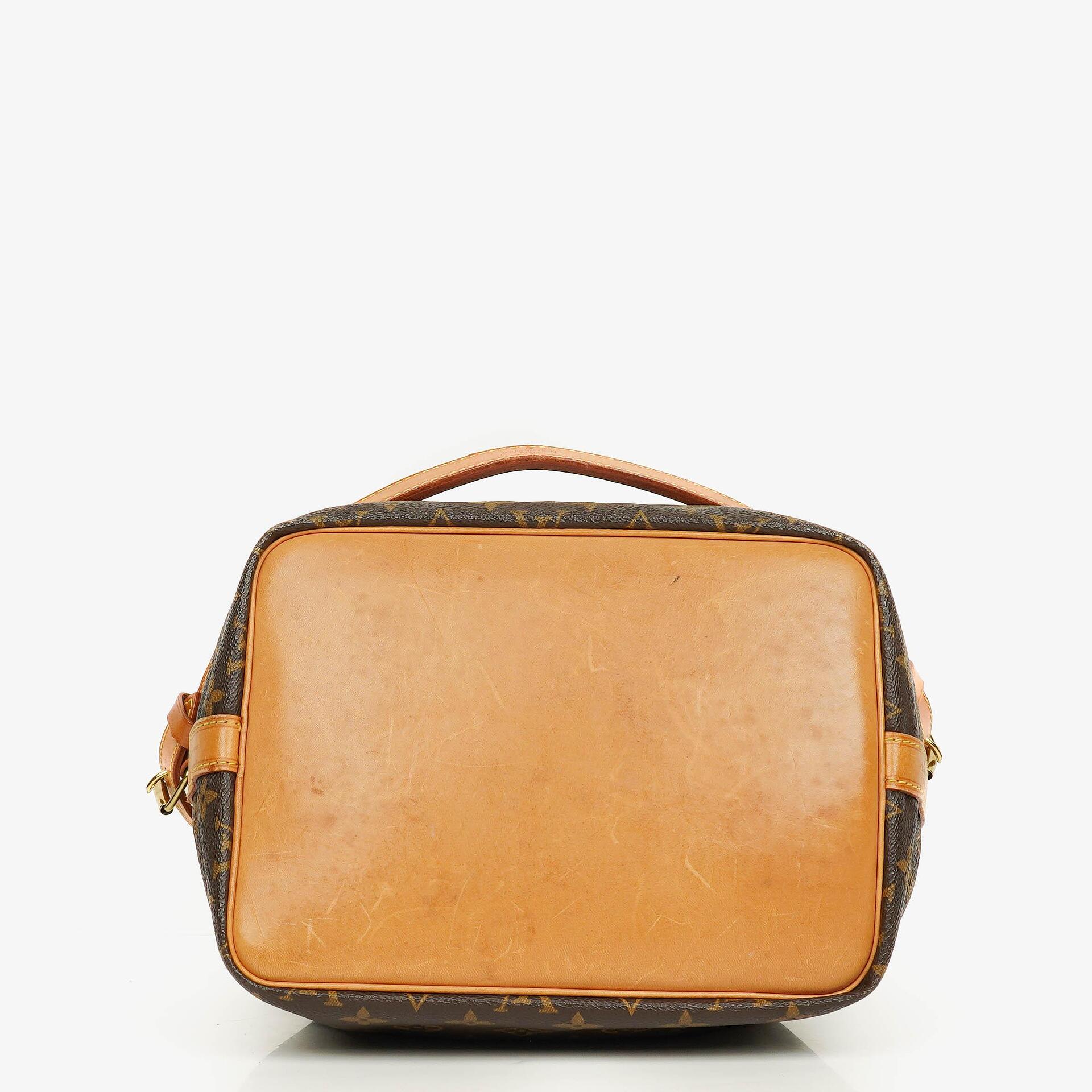 Louis Vuitton Petit Noé Schultertasche aus Monogram Canvas