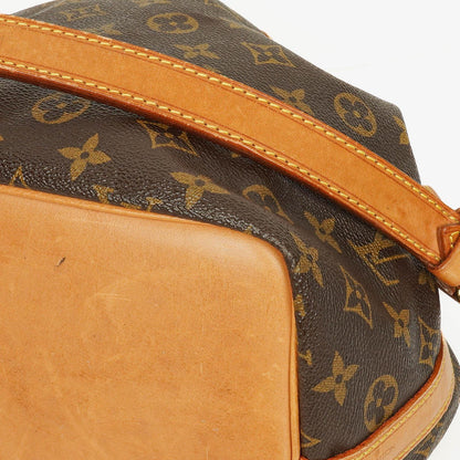 Louis Vuitton Petit Noé Schultertasche aus Monogram Canvas