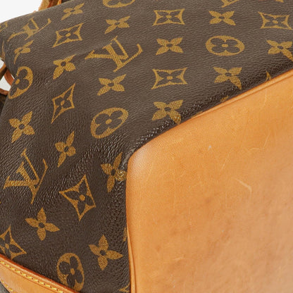 Louis Vuitton Petit Noé Schultertasche aus Monogram Canvas