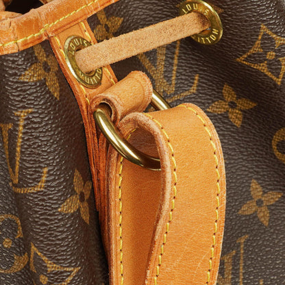 Louis Vuitton Petit Noé Schultertasche aus Monogram Canvas
