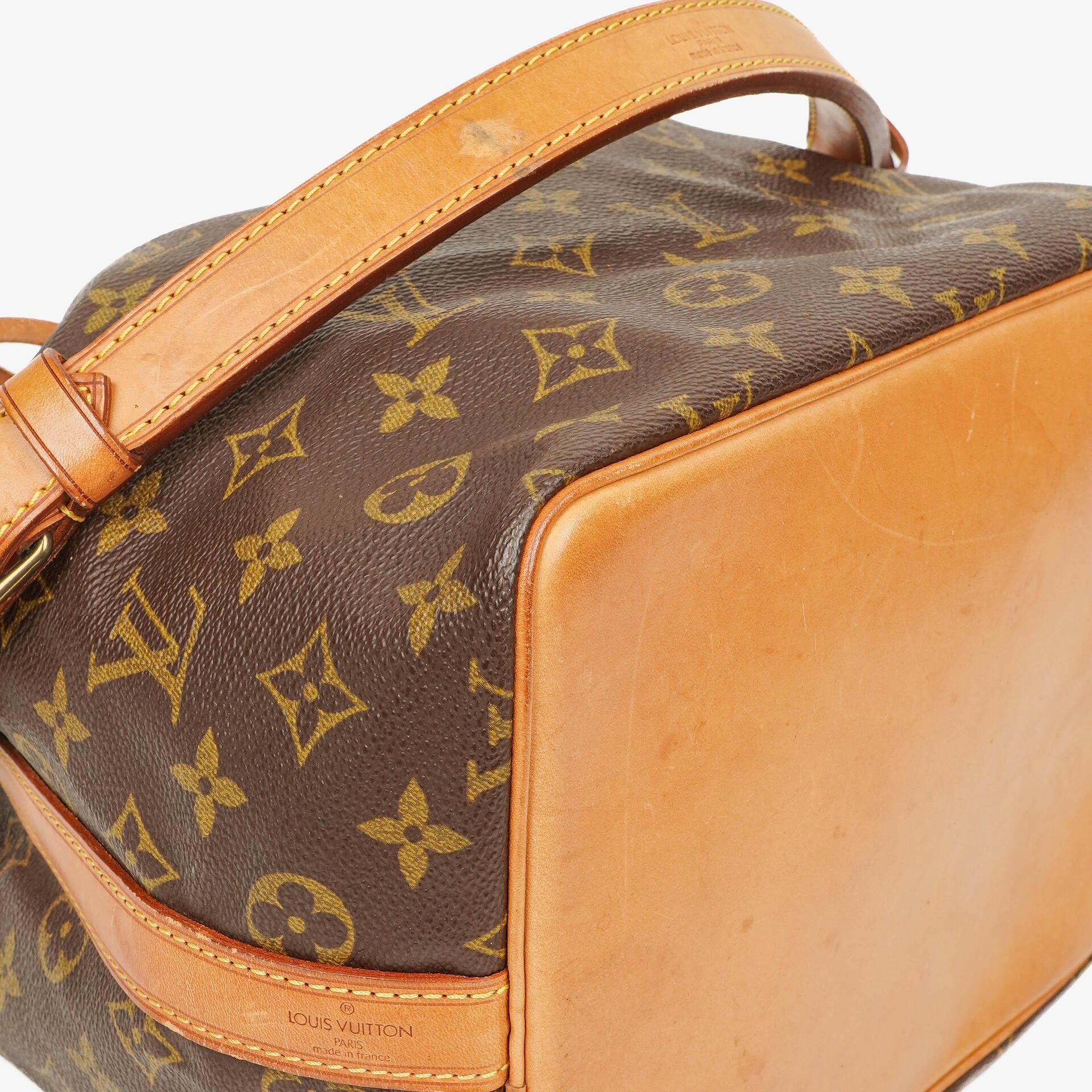 Louis Vuitton Petit Noé Schultertasche aus Monogram Canvas