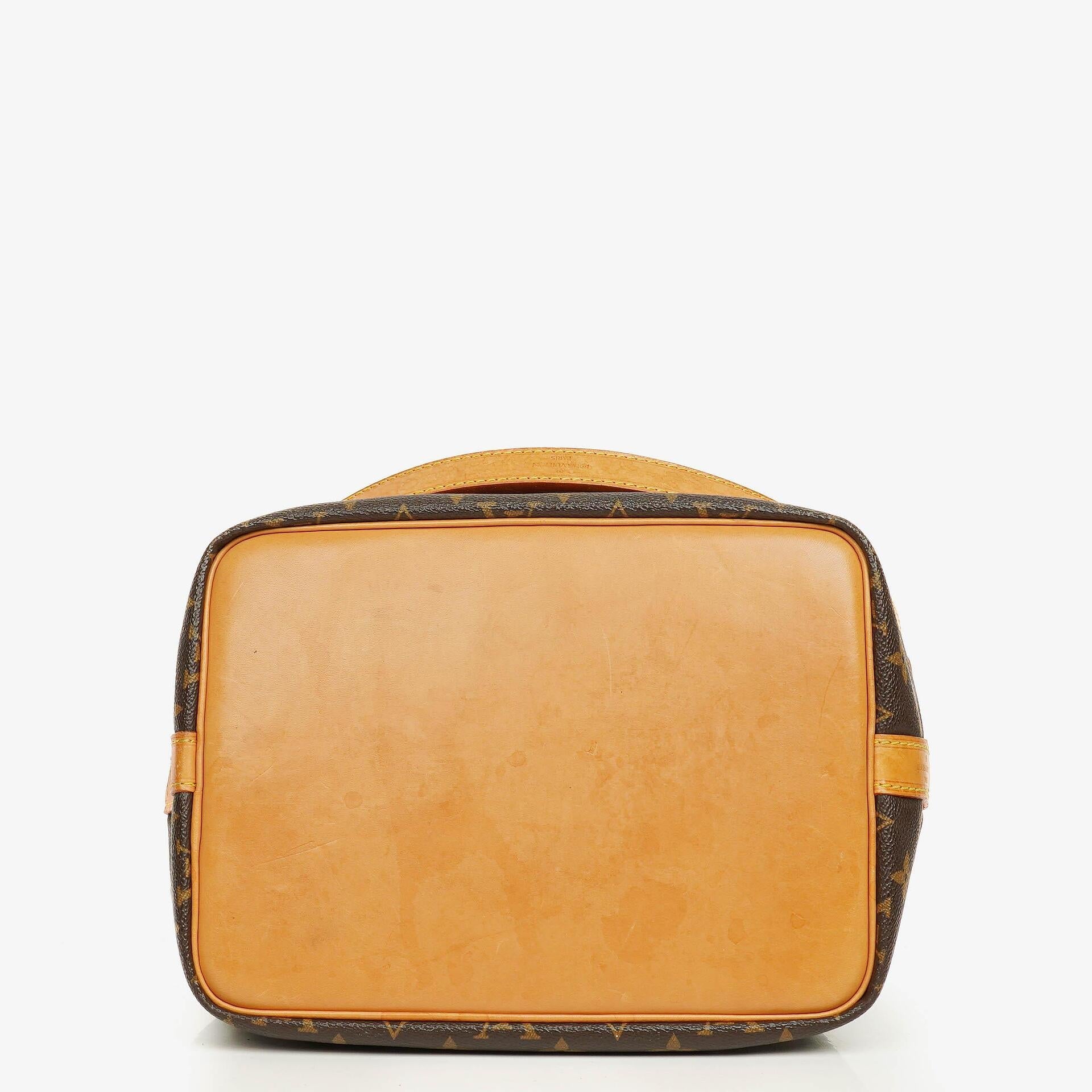 Louis Vuitton Petit Noe Schultertasche aus Monogram Canvas