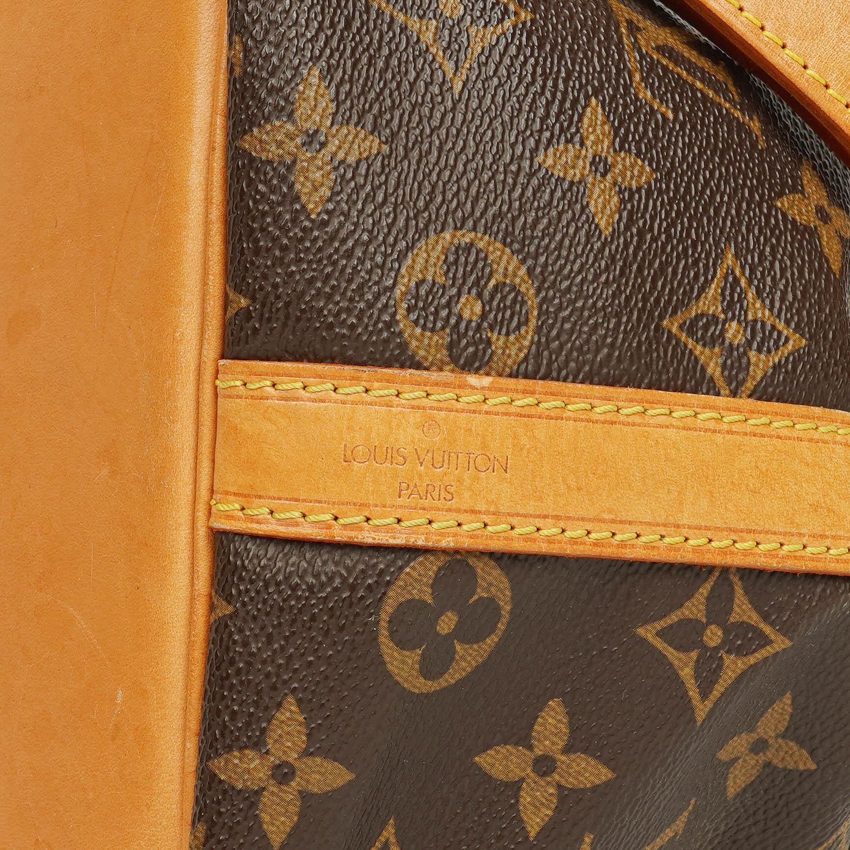 Louis Vuitton Petit Noe Schultertasche aus Monogram Canvas