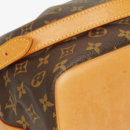 Louis Vuitton Petit Noe Schultertasche aus Monogram Canvas