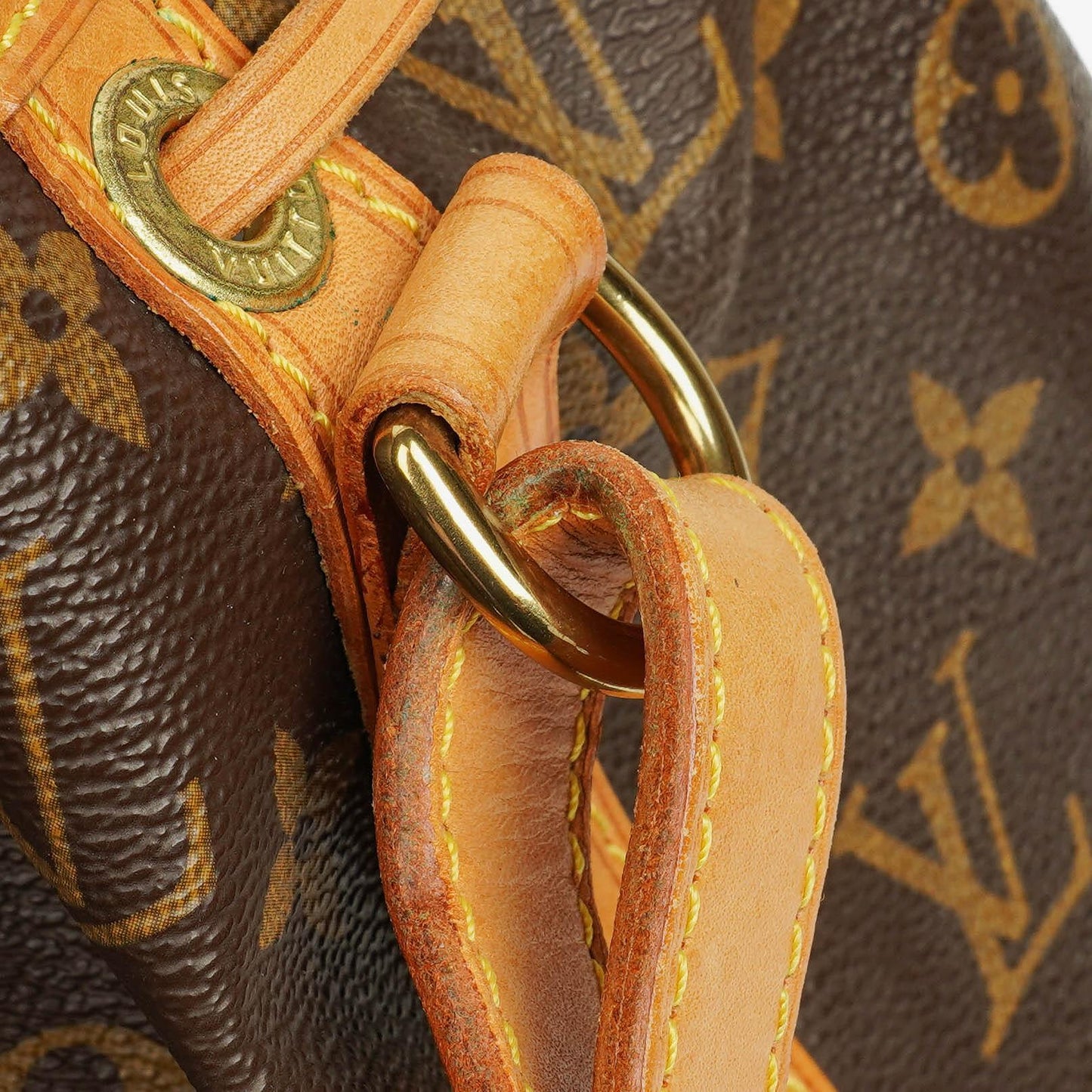 Louis Vuitton Petit Noe Schultertasche aus Monogram Canvas