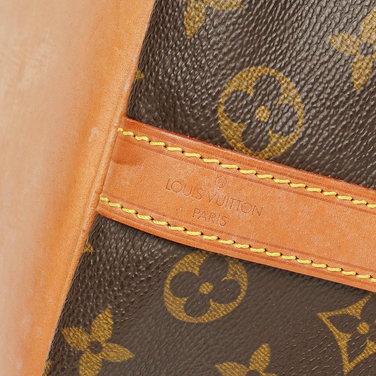 Louis Vuitton Petit Noé Schultertasche aus Monogram Canvas