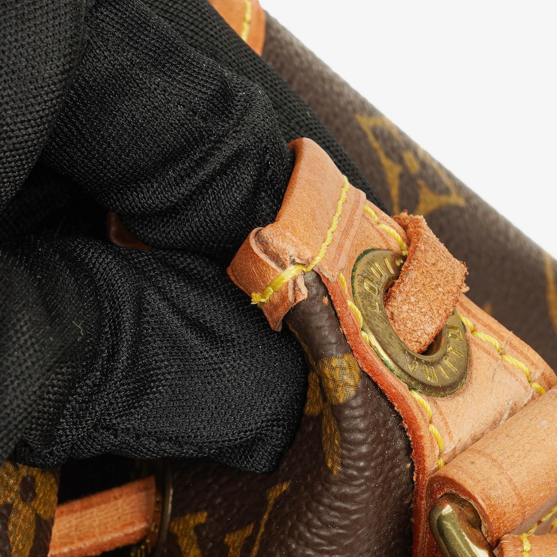 Louis Vuitton Petit Noé Schultertasche aus Monogram Canvas