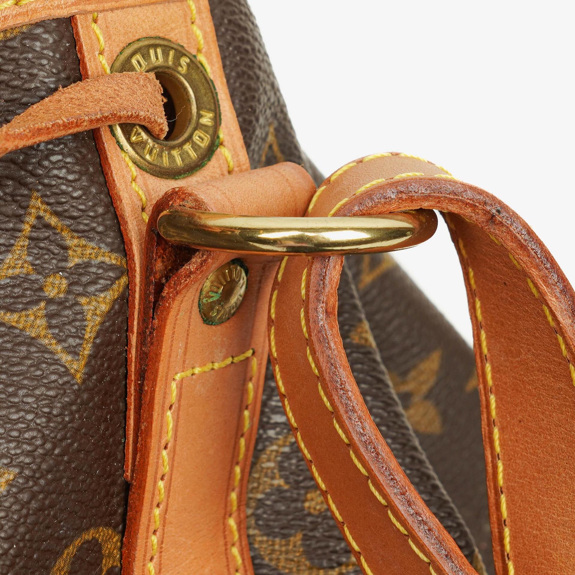 Louis Vuitton Petit Noé Schultertasche aus Monogram Canvas