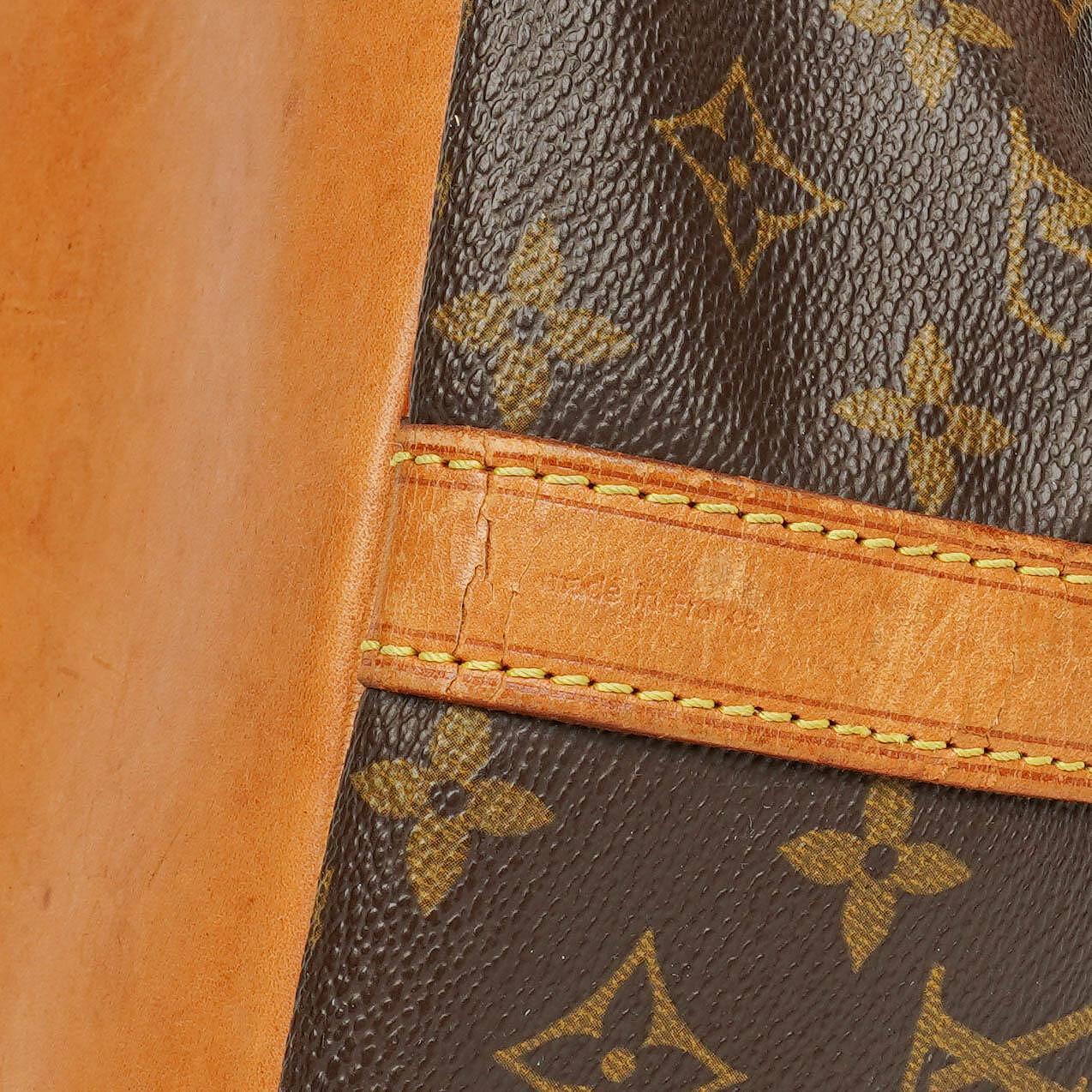 Louis Vuitton Petit Noe Schultertasche aus Monogramm Canvas