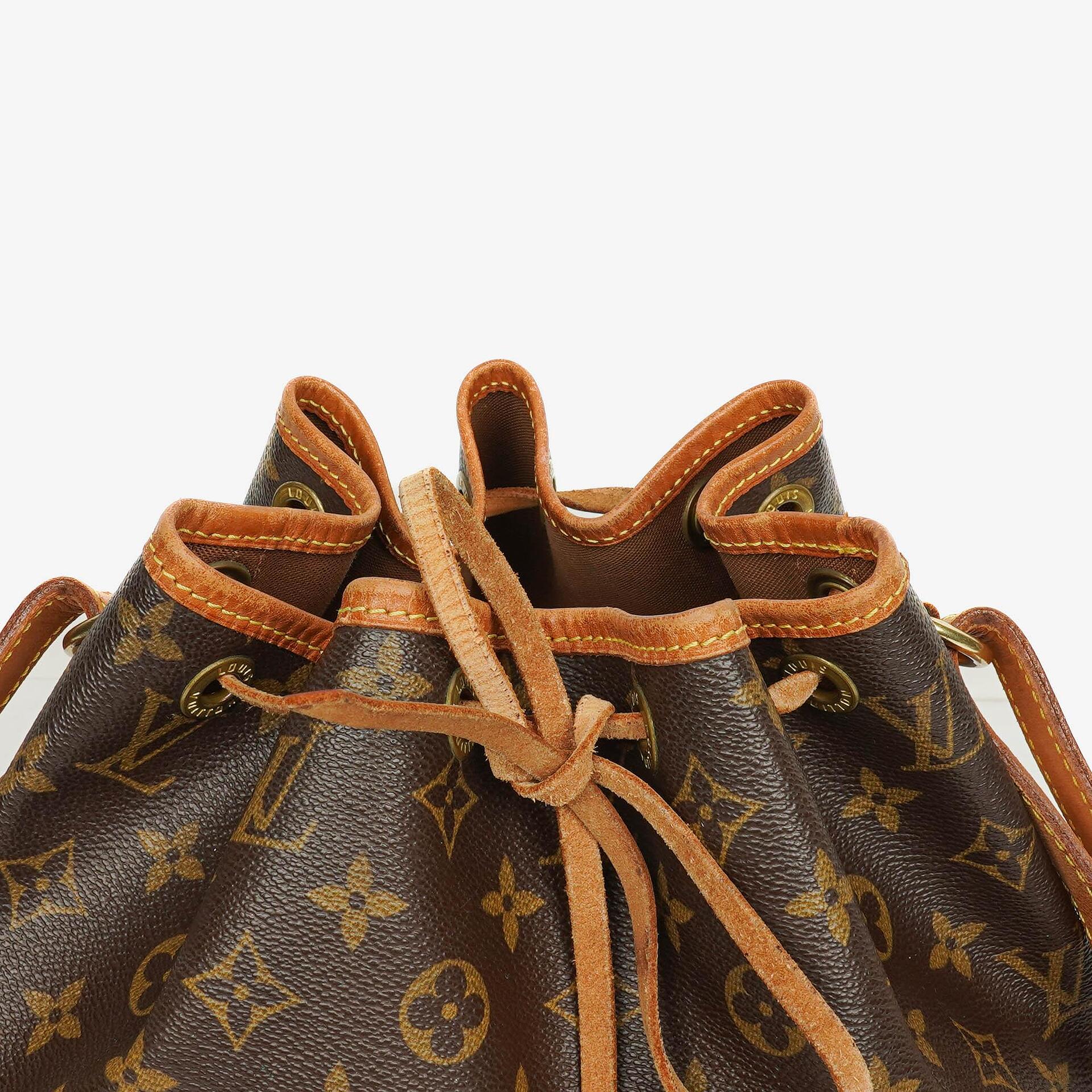 Louis Vuitton Petit Noe Schultertasche aus Monogramm Canvas
