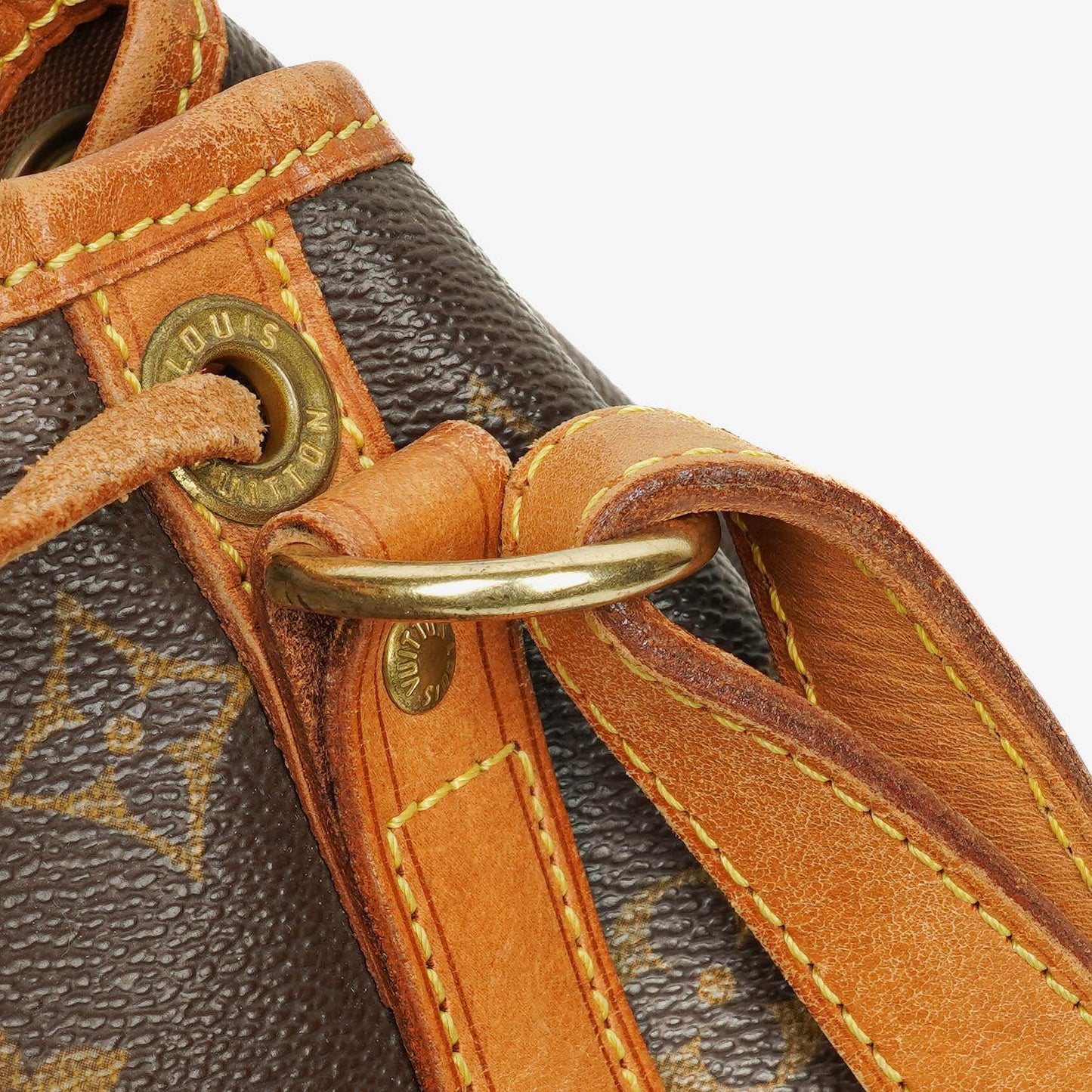 Louis Vuitton Petit Noe Schultertasche aus Monogramm Canvas