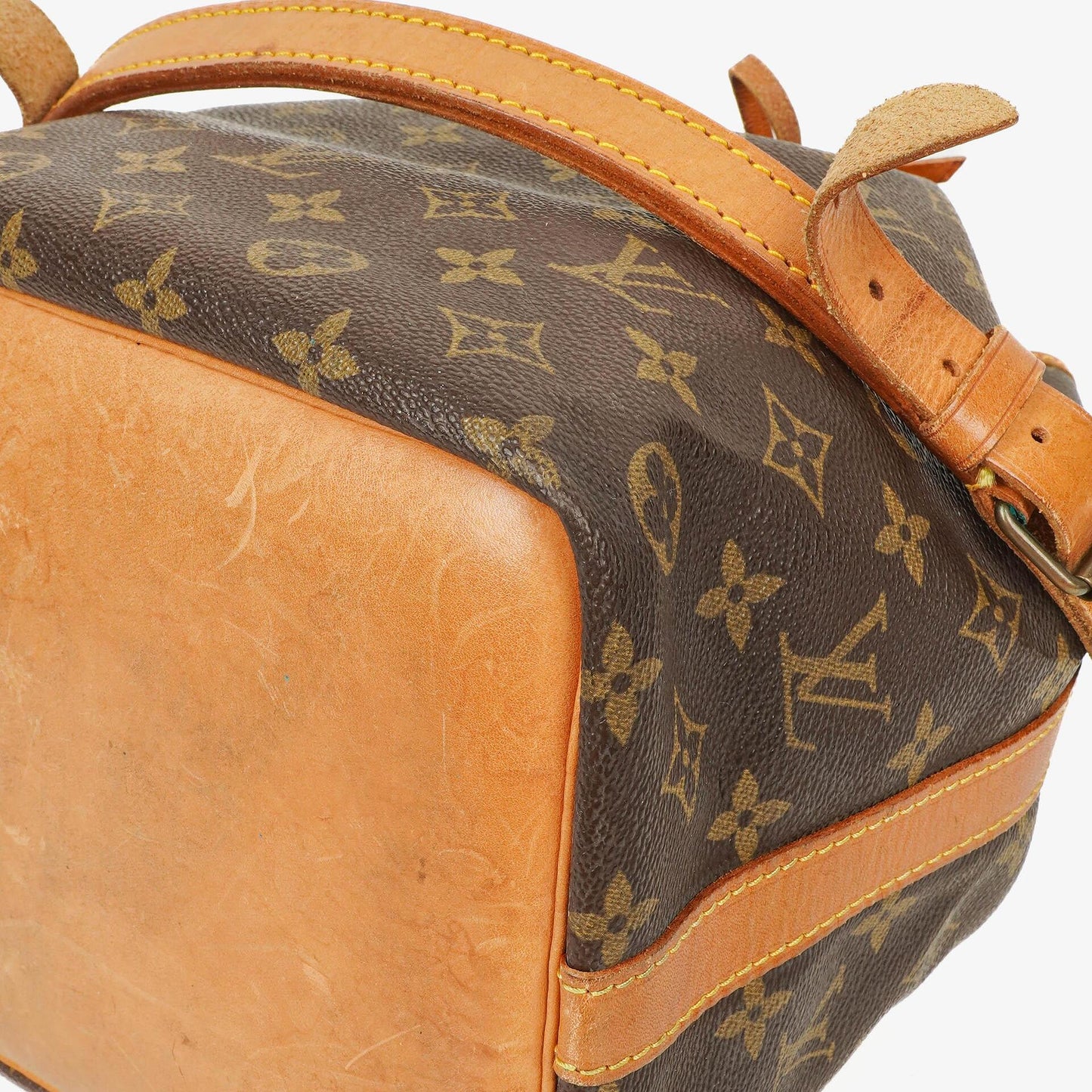 Louis Vuitton Petit Noé Schultertasche aus Monogram Canvas