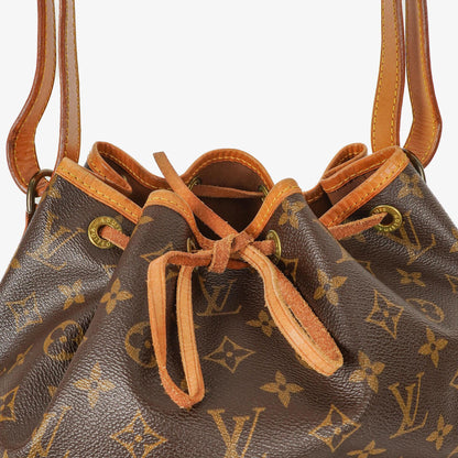 Louis Vuitton Petit Noe Monogram Canvas Schultertasche