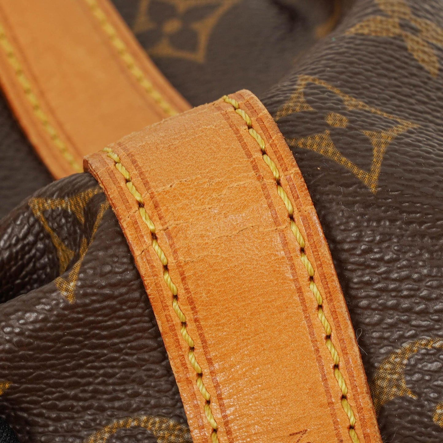 Louis Vuitton Petit Noe Monogram Canvas Schultertasche