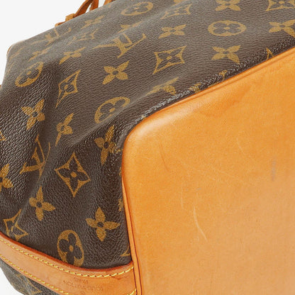 Louis Vuitton Petit Noe Monogram Canvas Schultertasche