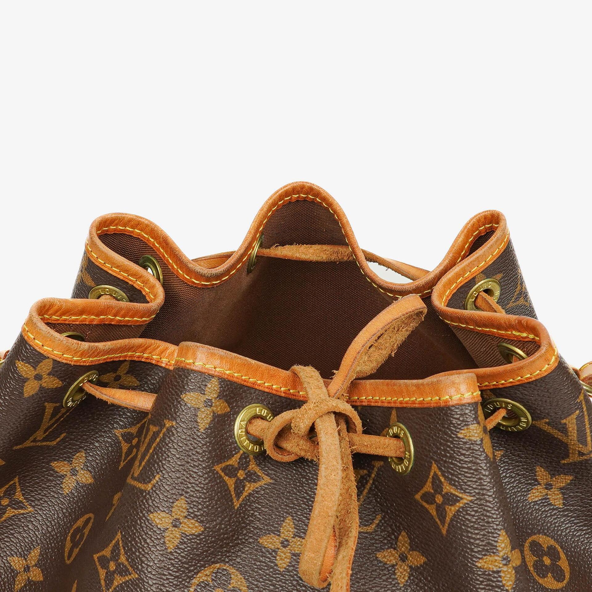 Louis Vuitton Petit Noe Monogram Canvas Schultertasche