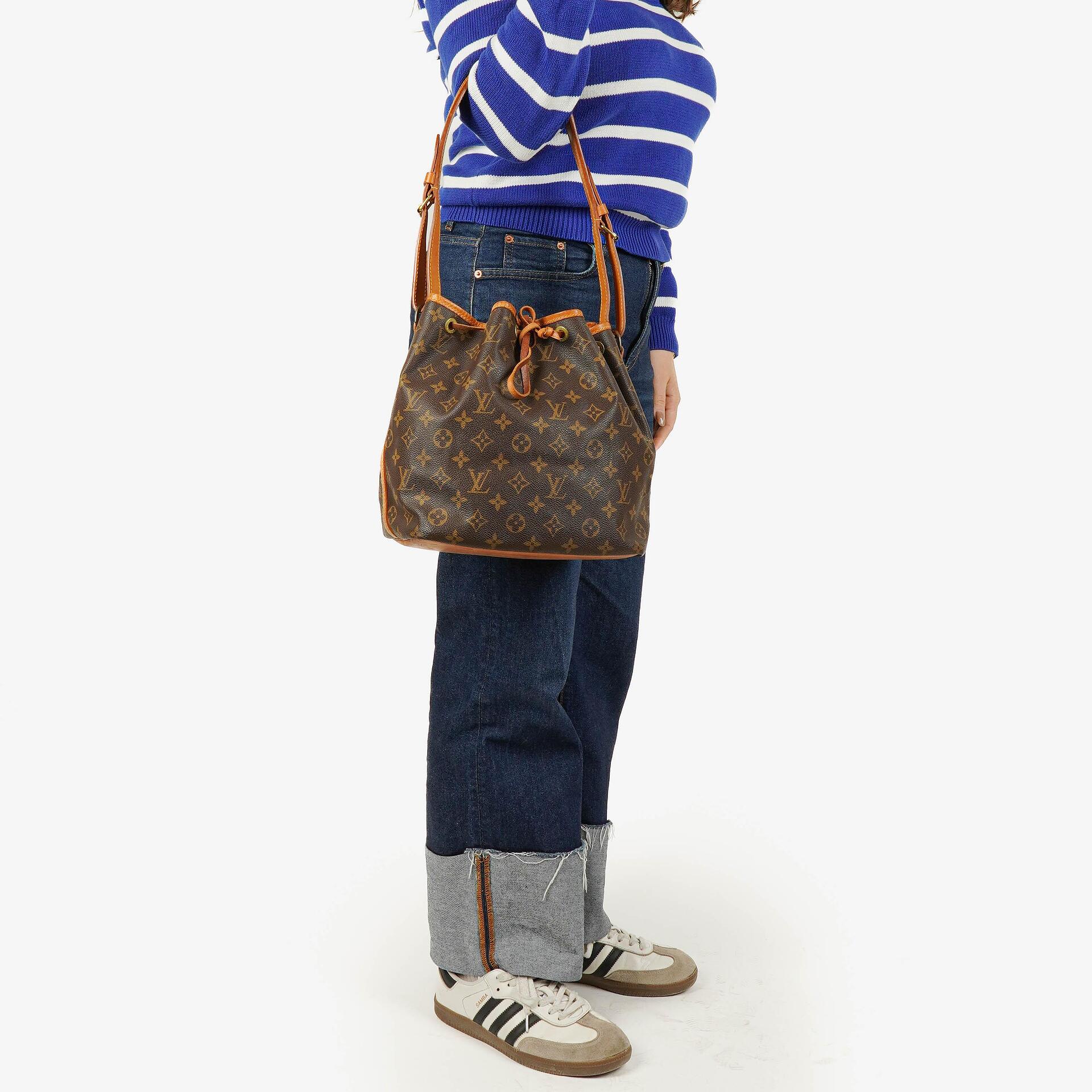 Louis Vuitton Petit Noé Schultertasche aus Monogram Canvas