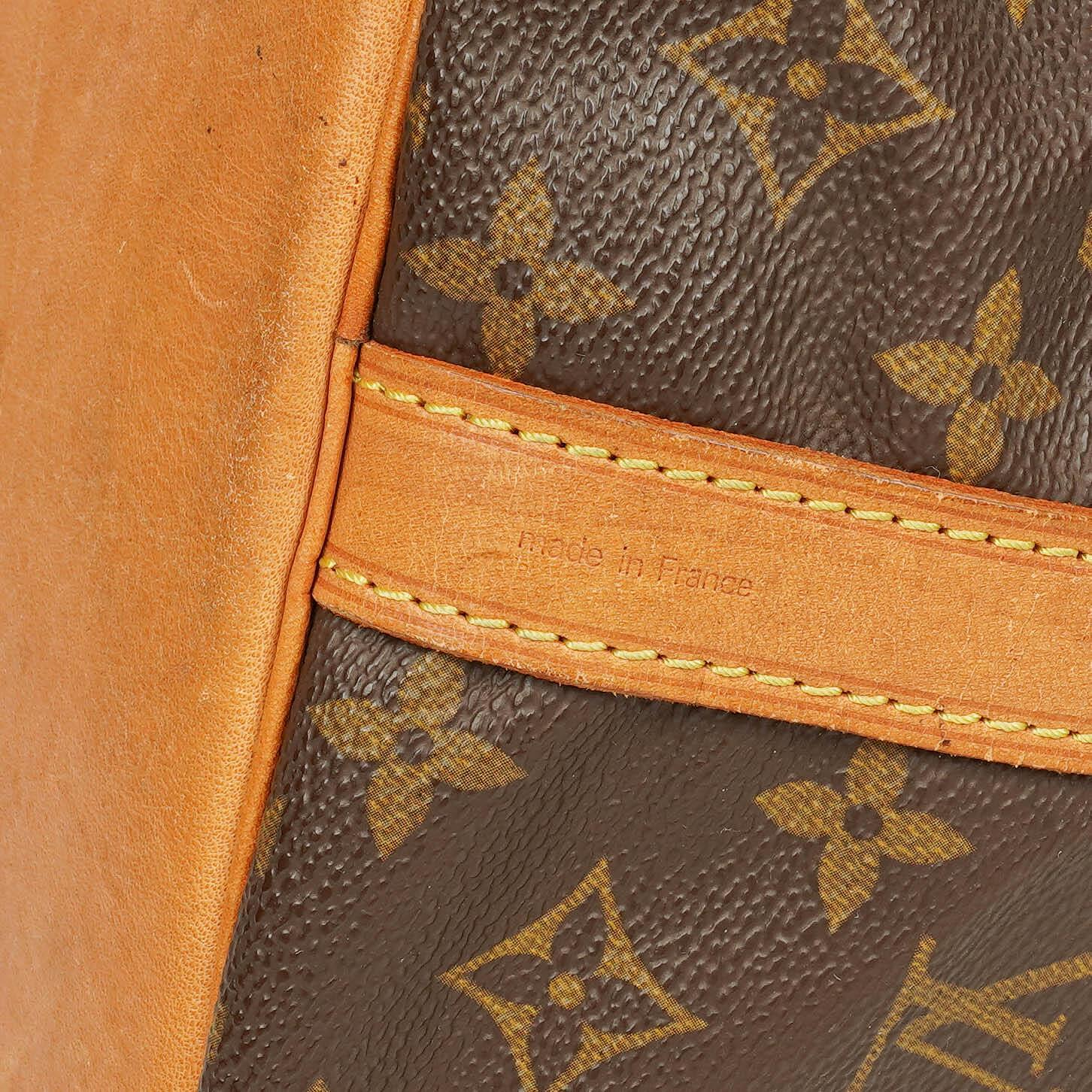 Louis Vuitton Petit Noé Schultertasche aus Monogram Canvas