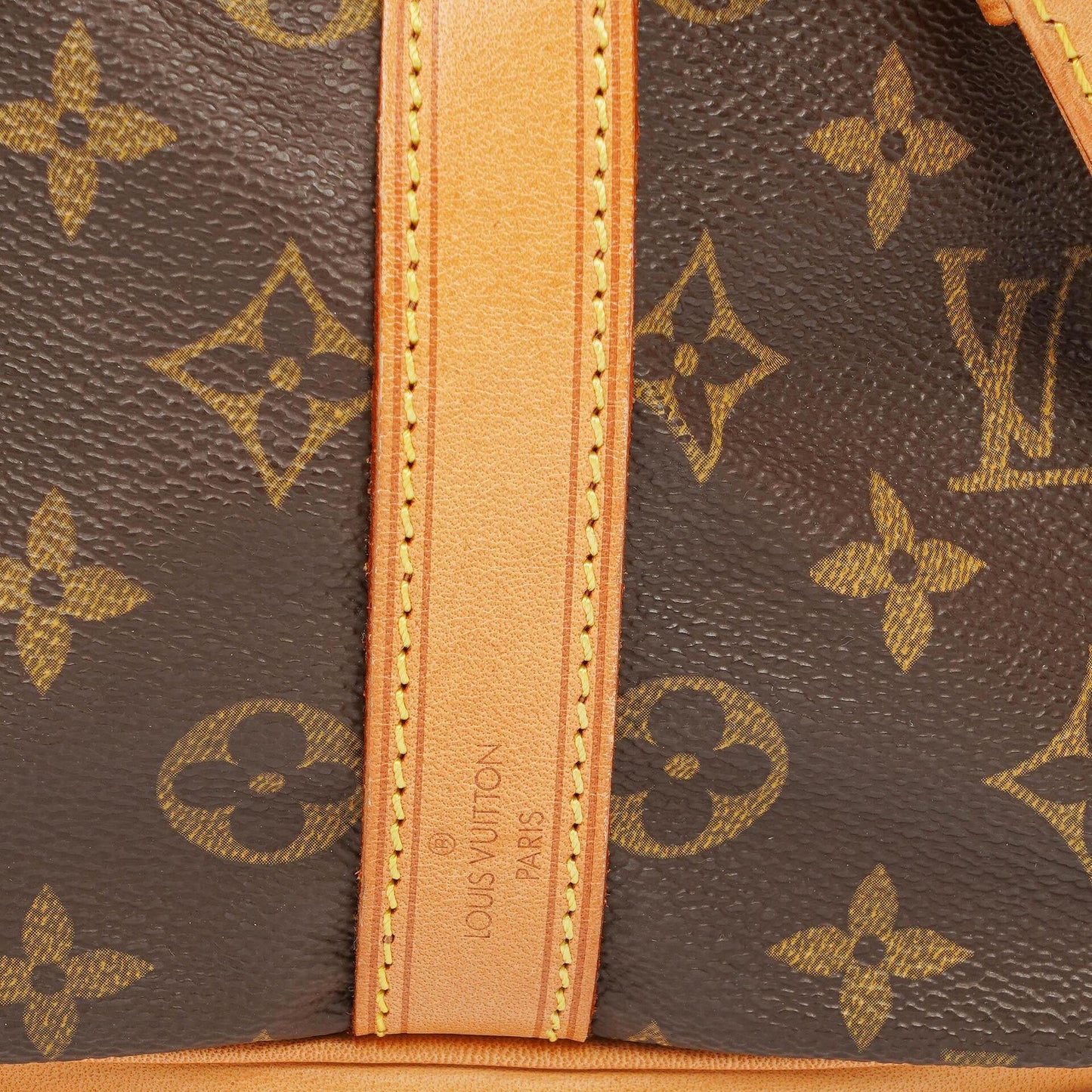 Louis Vuitton Petit Noe Schultertasche aus Monogram Canvas